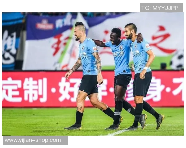 武汉排球队与南京排球队对决回顾速度之争的精彩瞬间与战术分析