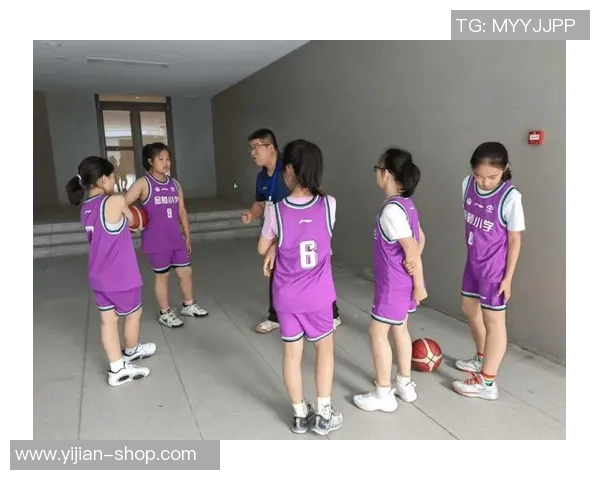 南京篮球队选拔赛特别报道：从青涩到成熟的成长之路与奋斗故事